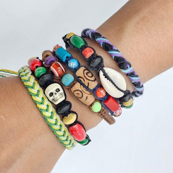 Handmade Rope Bracelets from Mexico (set 6) Multicolor - Picture 1 of 12